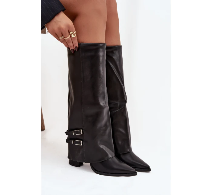 Dámské kozačky na podpatku s obráceným límcem a přezkami Jessae Černé