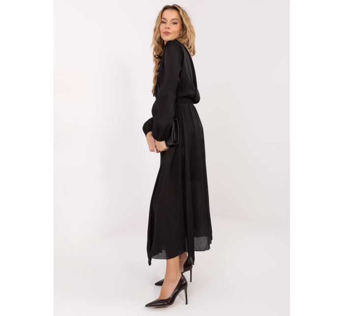 Šaty MI SK 27580.02 čierne Šaty MI SK 27580.02 čierne