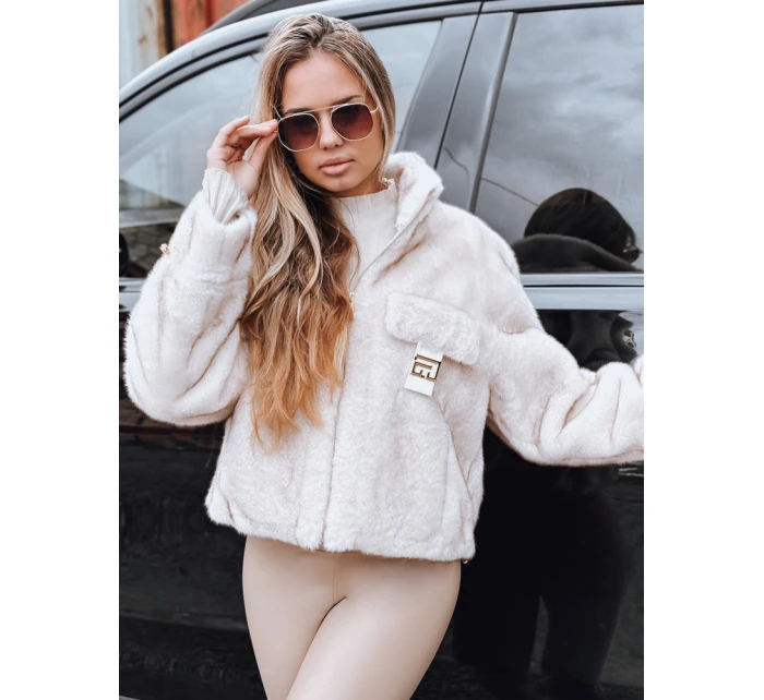 FashionStreet dámsky krátky biely kožuch TY5250