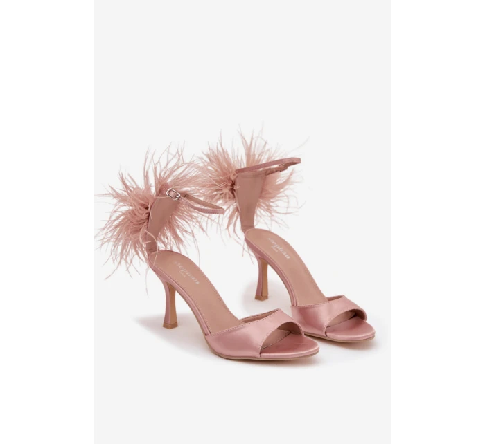 Sandále na podpätku model 222266 Krok vo veľkom štýle Sandále na podpätku model 222266 Krok vo veľkom štýle