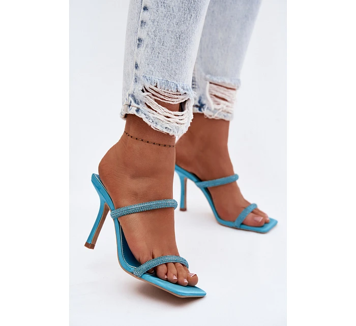 Dámské sandály na podpatku zdobené kamínky modré Vittoria