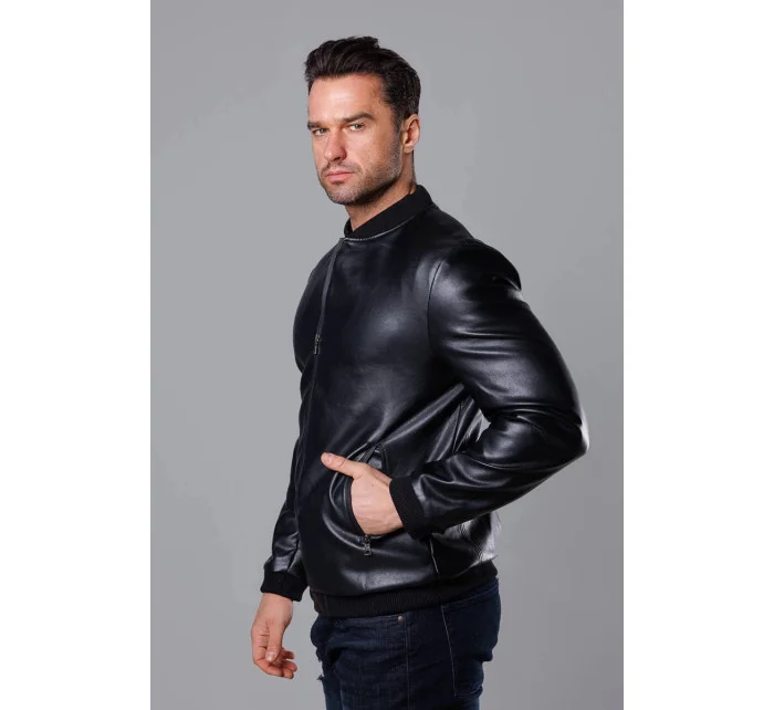 Černá pánská bunda typu "bomber" z ekokůže model 18347970 - J.STYLE Černá pánská bunda typu "bomber" z ekokůže model 18347970 - J.STYLE