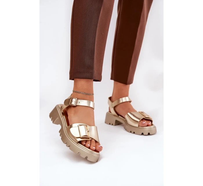 Sandále model 210051 Krok vo veľkom štýle