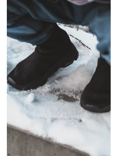 Dětské sportovní boty ze  černé model 21634684 - Boto