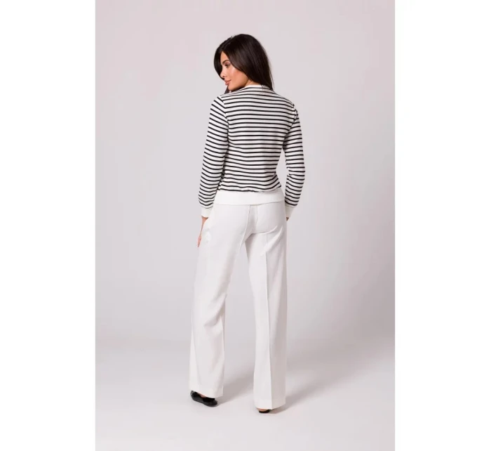 Dámský svetr s ozdobnými knoflíky model 20584320 model 1 Ecru s černou - BeWear Dámský svetr s ozdobnými knoflíky model 20584320 model 1 Ecru s černou - BeWear