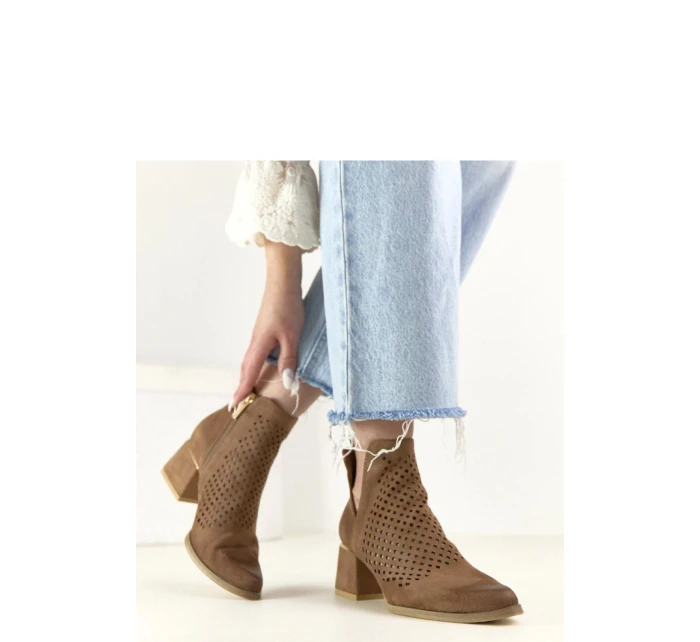 Topánky na podpätku model 224953 Solea