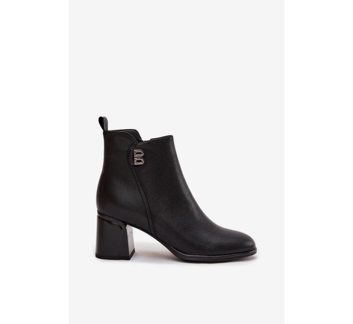 Zateplené dámské kotníkové boty z pravé kůže na podpatku Černé model 21711908 - Boto Zateplené dámské kotníkové boty z pravé kůže na podpatku Černé model 21711908 - Boto