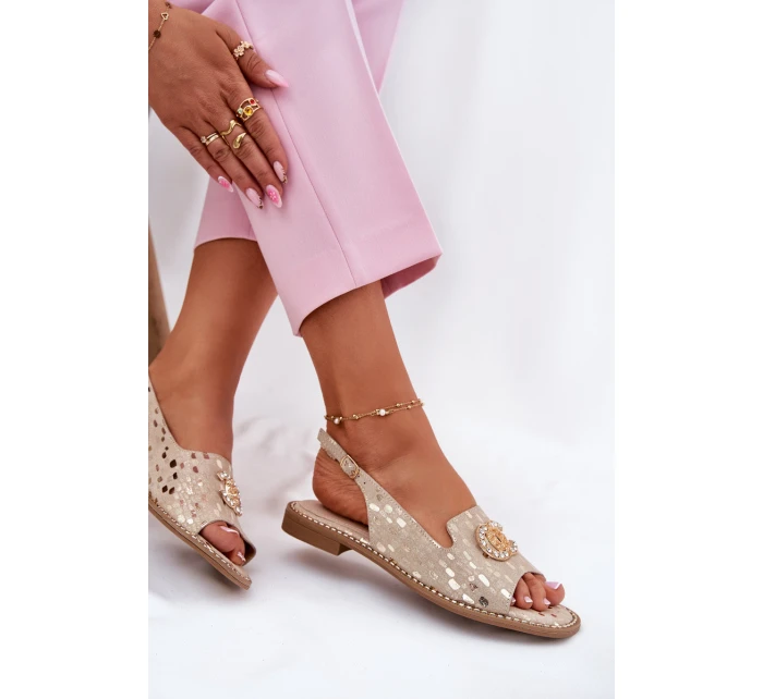 Kožené Sandály S Dekorací Na Plochém Podpatku model 21696779 Zlaté - S.Barski Kožené Sandály S Dekorací Na Plochém Podpatku model 21696779 Zlaté - S.Barski