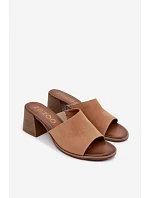 Dámske semišové kožené papuče na podpätku Zazoo 40519 dark beige