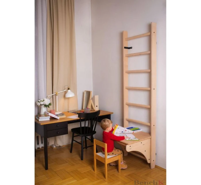 DREVENÝ REBRÍK S LAVIČKOU 112