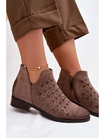 Dámske perforované členkové topánky na nízkom podpätku Vinceza 58626 dark beige Dámske perforované členkové topánky na nízkom podpätku Vinceza 58626 dark beige
