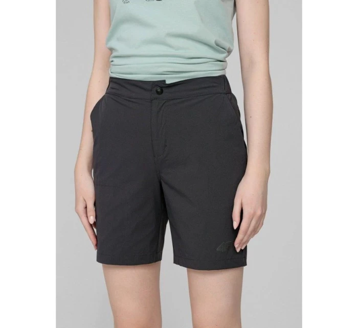 Dámske trekingové šortky 4F H4L22-SKDTR062-22S Dámske trekingové šortky 4F H4L22-SKDTR062-22S