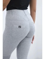 Bavlnené nohavice so zirkónmi na zadných vreckách sivé Bavlnené nohavice so zirkónmi na zadných vreckách sivé