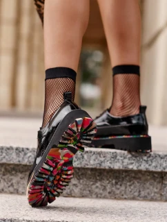 Lakované dámske šnurovacie poltopánky Artiker Black