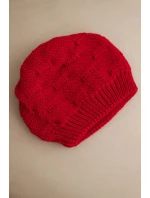 Dámská zimní čepice z vlny s ozdobným pletením model 21782963 červená - K-Fashion