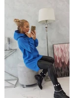 Zateplená halenka s delšími zády chrpově modrá Zateplená halenka s delšími zády chrpově modrá