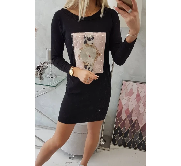 3D grafické šaty s perlami čiernej