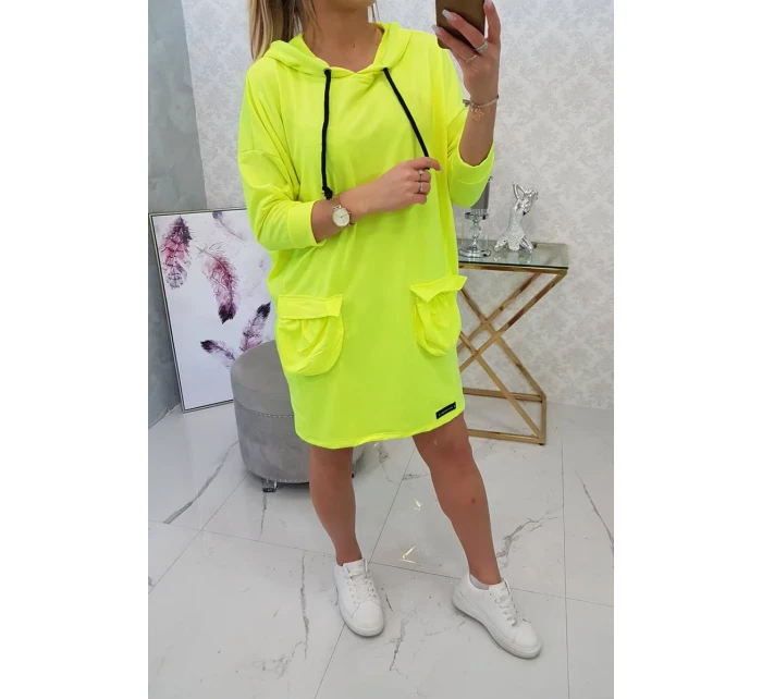 Šaty s kapucí žluté neonové