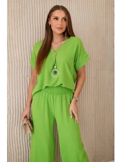 Súprava s náhrdelníkom blúzka + nohavice svetlo zelená