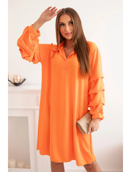 Nadrozmerné šaty s ozdobnými rukávmi v oranžovej farbe