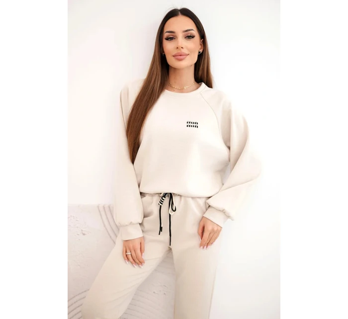 Dámský komplet z viskózy s mikinou a kalhotami béžový Dámský komplet z viskózy s mikinou a kalhotami béžový