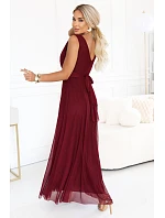 dlouhé maxi šaty s tylem a kulatým výstřihem – vínová model 22278796 - numoco basic dlouhé maxi šaty s tylem a kulatým výstřihem – vínová model 22278796 - numoco basic