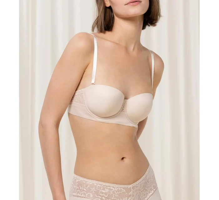 Dámská vyztužená podprsenka Vivid Spotlight model 21745507 krémová - Triumph Dámská vyztužená podprsenka Vivid Spotlight model 21745507 krémová - Triumph