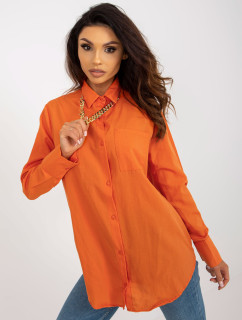 Oranžová košeľa s nadrozmernými gombíkmi