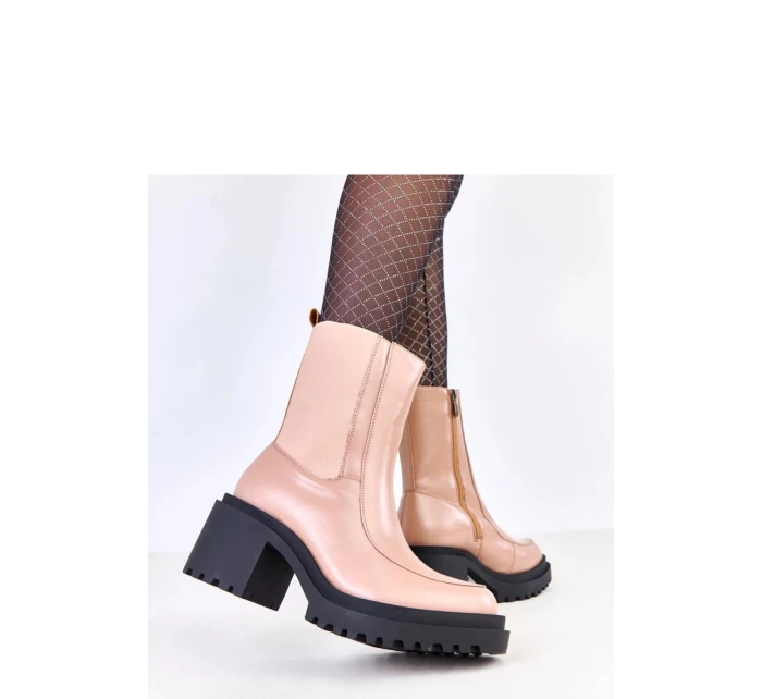 Topánky na podpätku model 219414 Solea