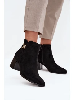 Zateplené dámské kotníkové boty na podpatku se zlatým detailem černé model 21708221 - Boto