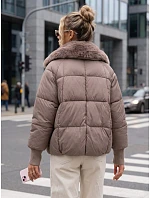 Dámska zimná prešívaná bunda s kožušinou v farbe taupe, FashionStreet TY5820 Dámska zimná prešívaná bunda s kožušinou v farbe taupe, FashionStreet TY5820