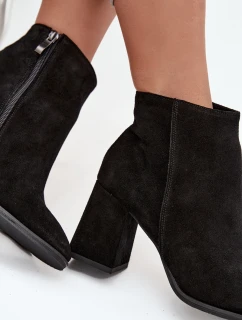 Dámska zateplená členková obuv z prírodného semišu na podpätku - čierna Zazoo