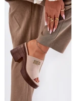 Klapki Damskie Na Masywnym Obcasie Ze Złotym Detalem Vinceza 17400 Beżowe