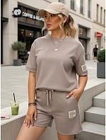 Dámsky viskózový set s motýlikom a šortkami v moka farbe FashionStreet AY1193 Dámsky viskózový set s motýlikom a šortkami v moka farbe FashionStreet AY1193