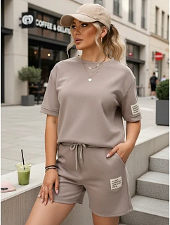Dámsky viskózový set s motýlikom a šortkami v moka farbe FashionStreet AY1193
