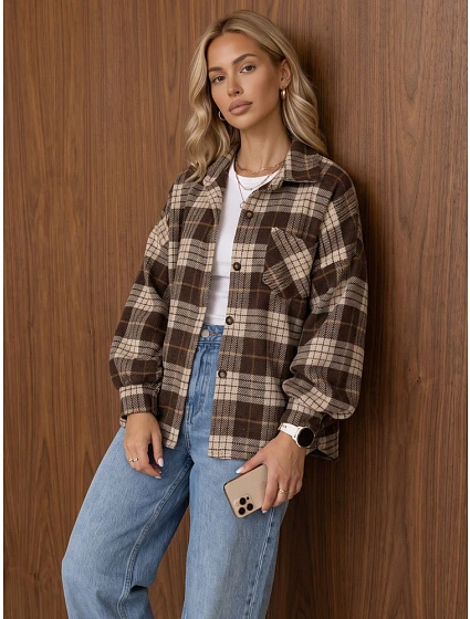 Kurtka damska w oversize brązowa model 22365113 - FashionStreet Kurtka damska w oversize brązowa model 22365113 - FashionStreet