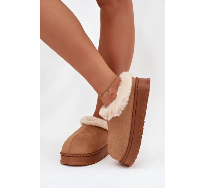 Dámské pantofle s kožíškem Camel model 21772655 - Boto Dámské pantofle s kožíškem Camel model 21772655 - Boto