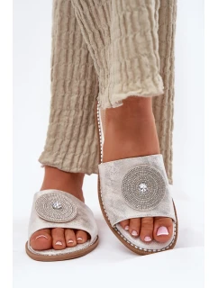 Dámské Pantofle Na Plochém Podpatku S Ozdobou model 21696751 Stříbrné - S.Barski