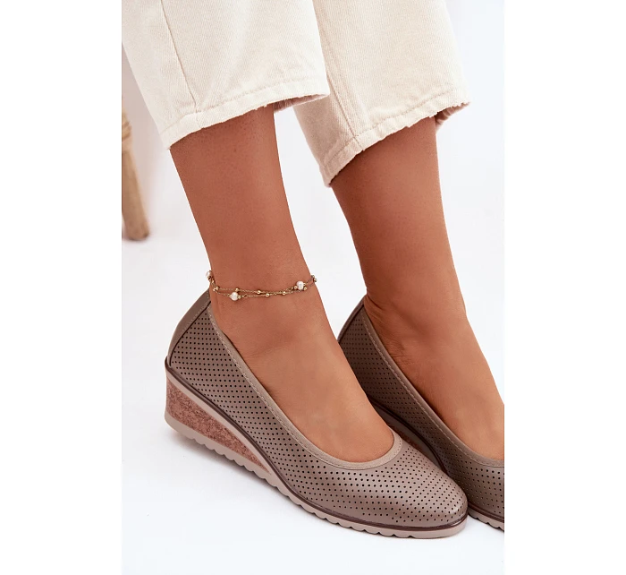 Dámské polobotky na platformě model 22067181 tmavě béžové - VINCEZA