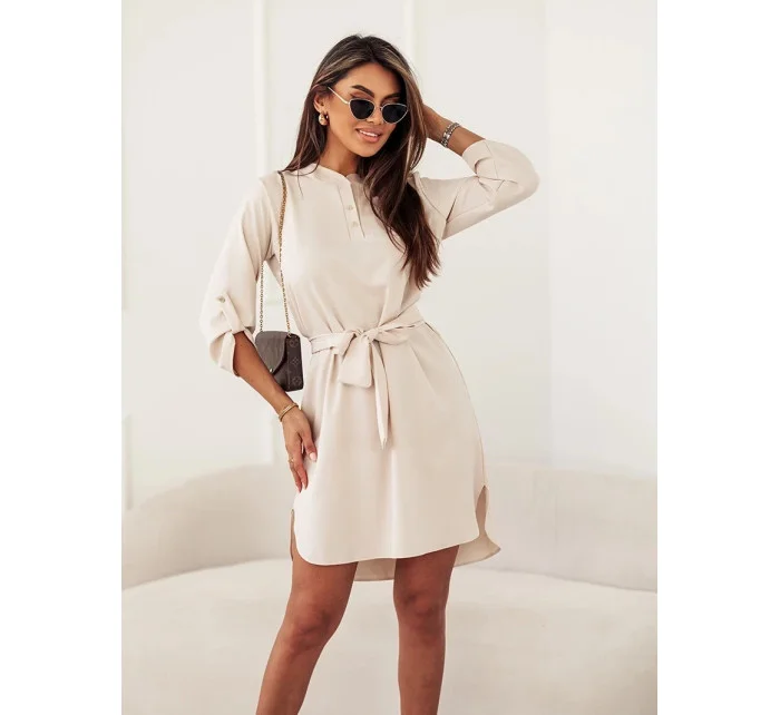 Elegantné béžové šaty s otvoreným výstrihom (013)