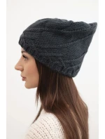 Dámska zimná čiapka s ozdobným úpletom a klasickým strihom K372 graphite