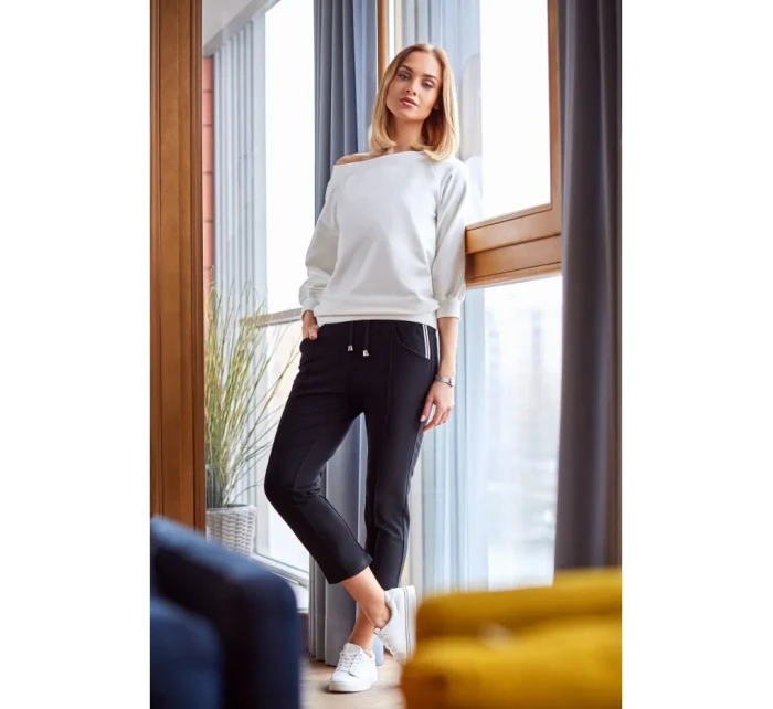 M411 Joggers 7/8 - čierne