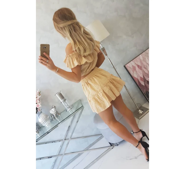 Vyšívaná súprava s bodkovanou blúzkou béžovej farby