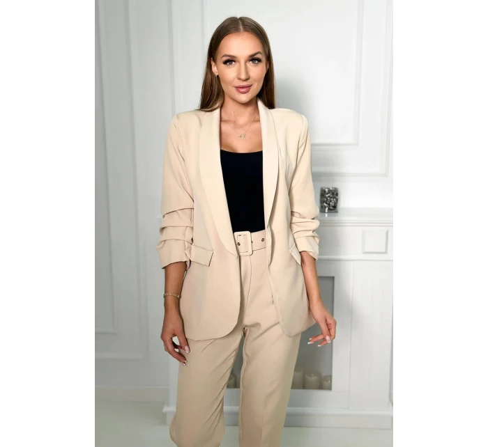 Elegantná súprava saka a nohavíc v tmavobéžovej farbe