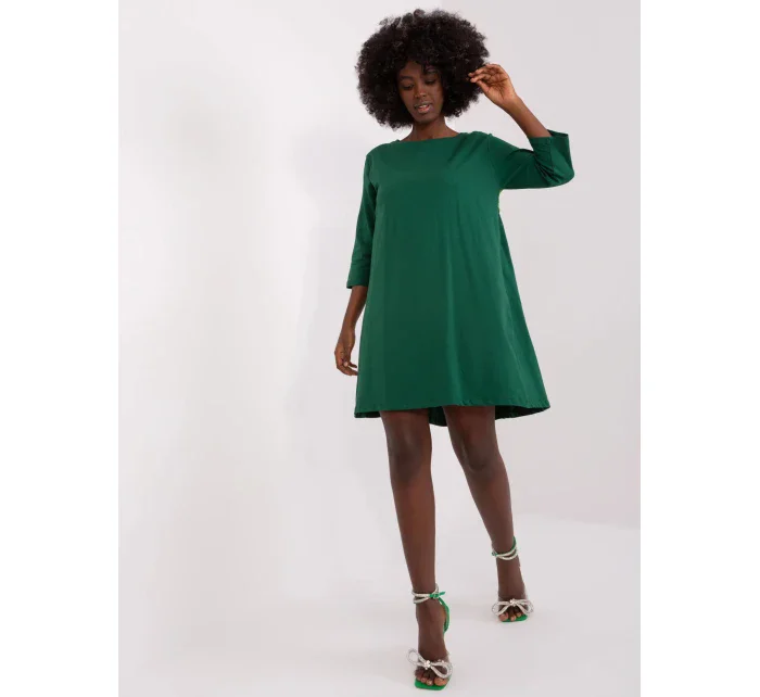 Dámské šaty RV SK model 20727672 tmavě zelené - Rue Paris