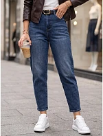 Jeansy damskie mom fit z paskiem niebieskie model 22365083 - FashionStreet Jeansy damskie mom fit z paskiem niebieskie model 22365083 - FashionStreet