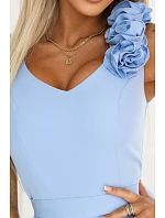 model 22141503 Elegantní večerní maxi šaty s rozparkem a růžemi modré - numoco