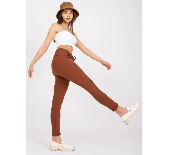 Tepláky RV DR 3589.07X tmavo hnedá Tepláky RV DR 3589.07X tmavo hnedá