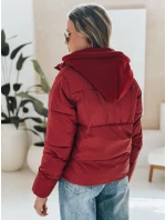 Dámská krátká zimní bunda s kapucí bordó Dstreet model 21990573 - FashionStreet Dámská krátká zimní bunda s kapucí bordó Dstreet model 21990573 - FashionStreet