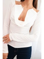 Dámská blůza s model 21731244 výstřihem a dlouhým rukávem ecru - K-Fashion Dámská blůza s model 21731244 výstřihem a dlouhým rukávem ecru - K-Fashion